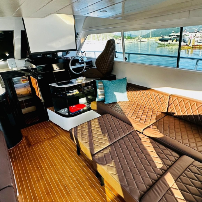 Ferretti 39 4